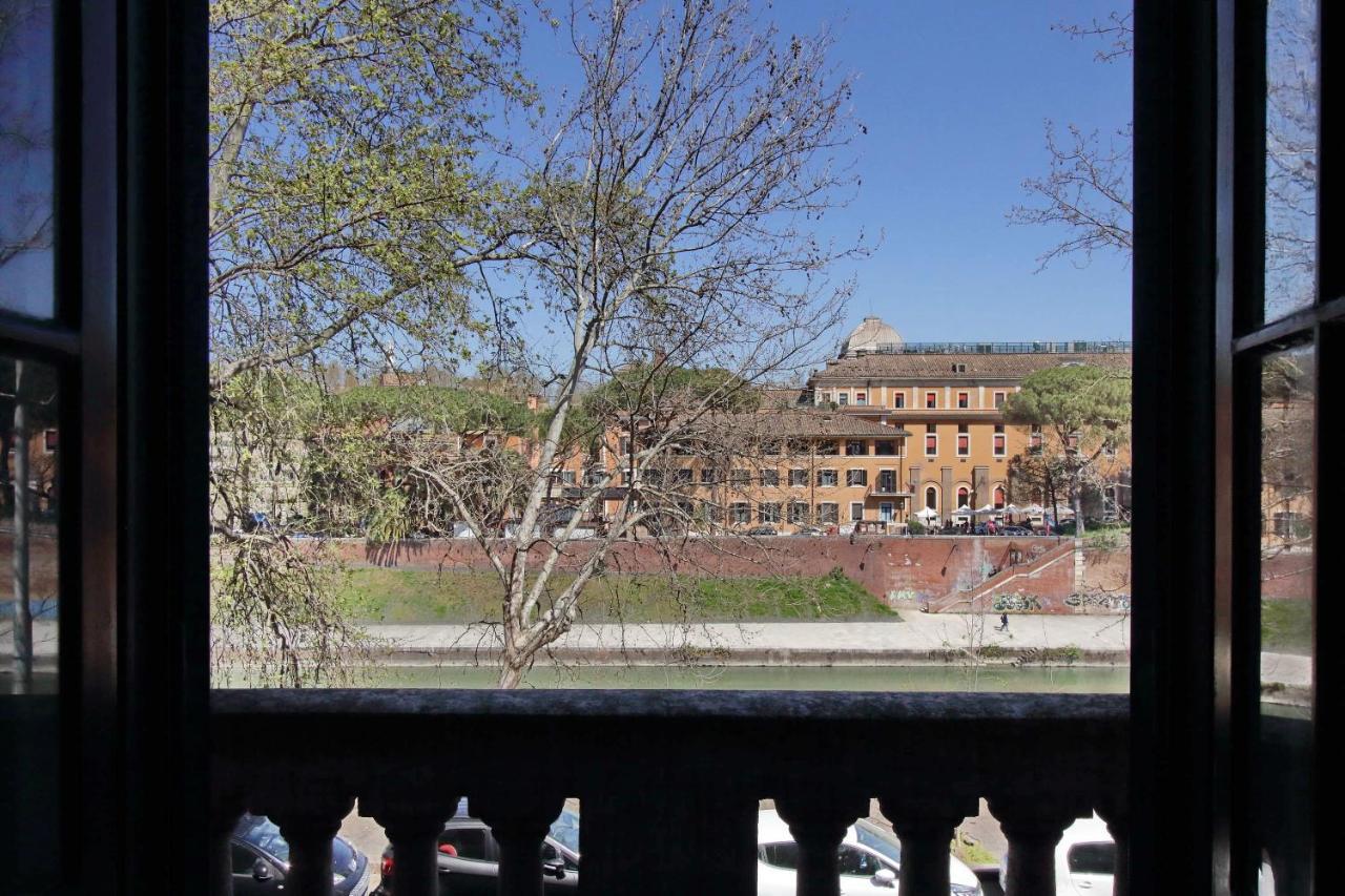4Bnb - Tiberina Spacious Apartment Rome Bagian luar foto