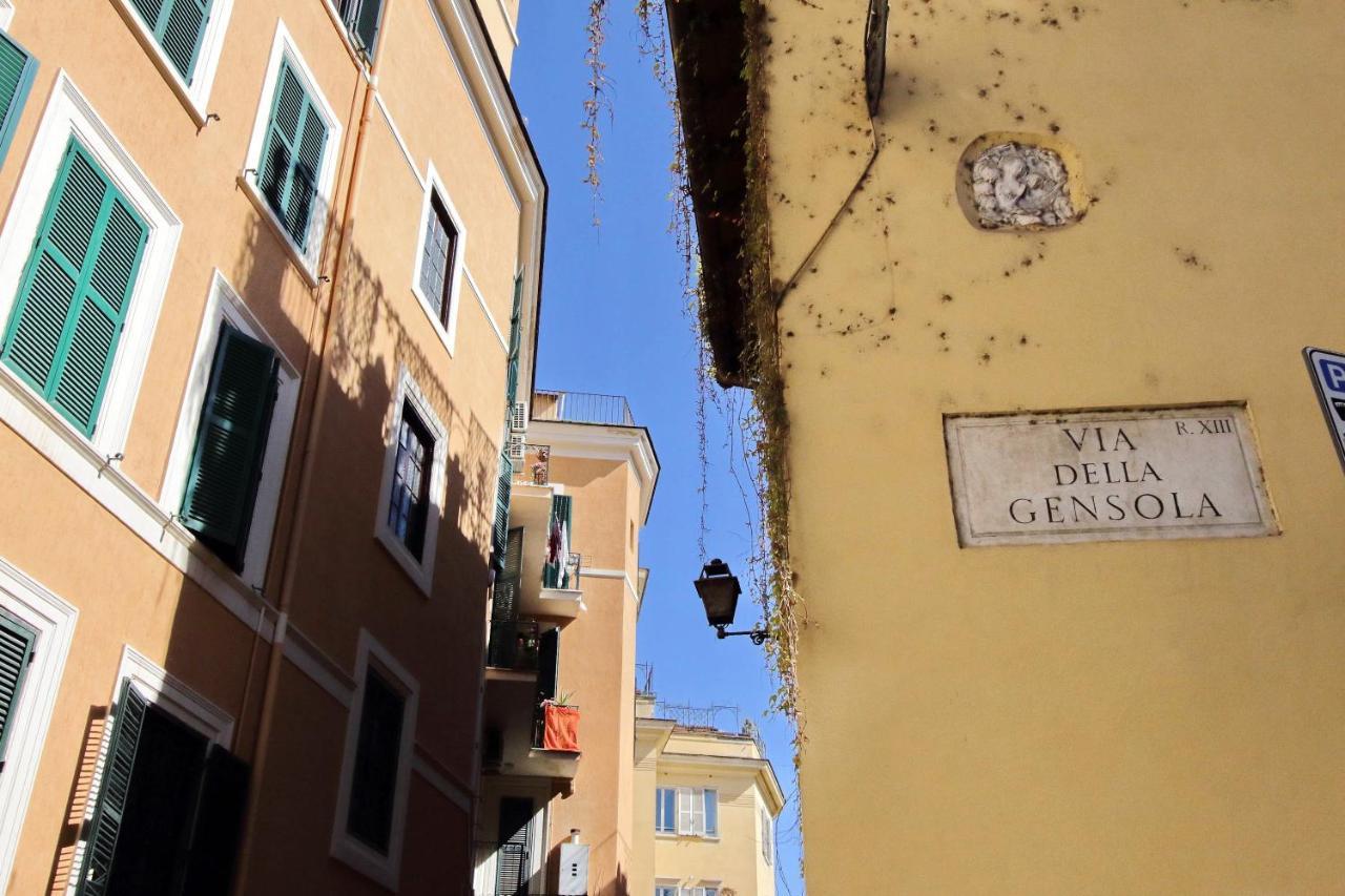 4Bnb - Tiberina Spacious Apartment Rome Bagian luar foto