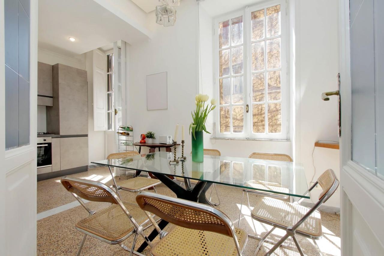 4Bnb - Tiberina Spacious Apartment Rome Bagian luar foto