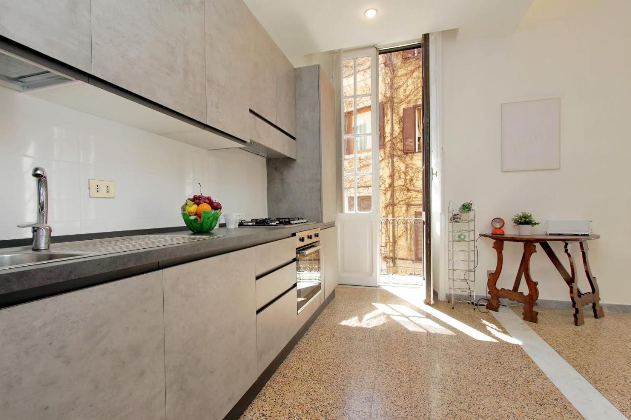 4Bnb - Tiberina Spacious Apartment Rome Bagian luar foto